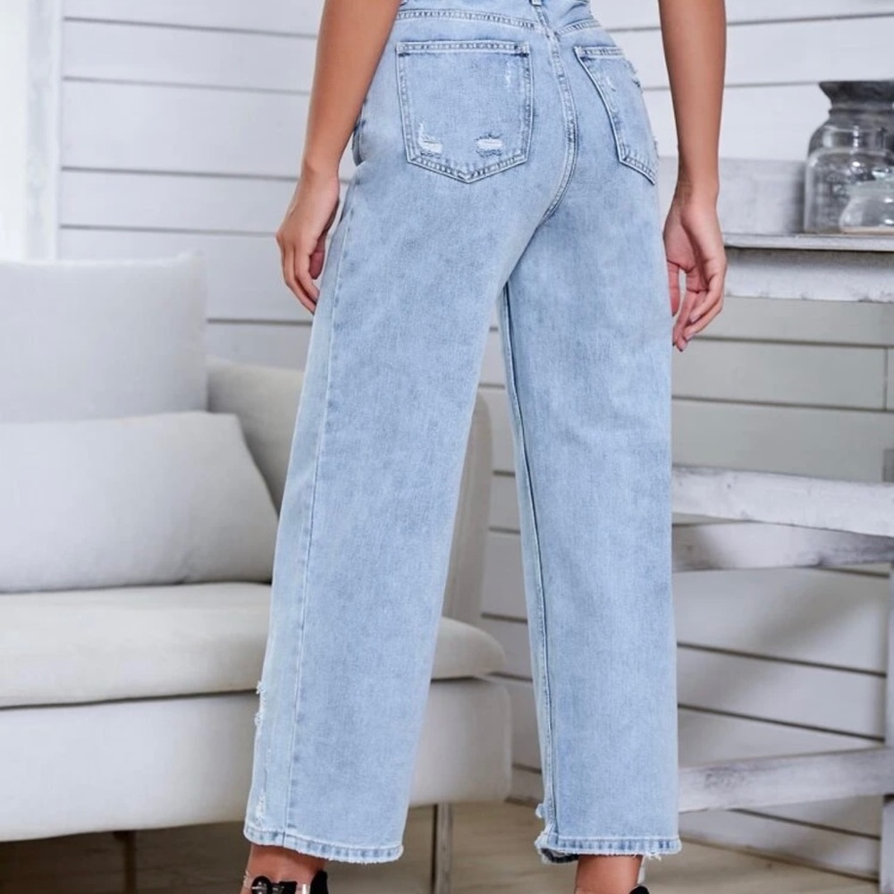 SHEIN jeans- never worn only tried on.